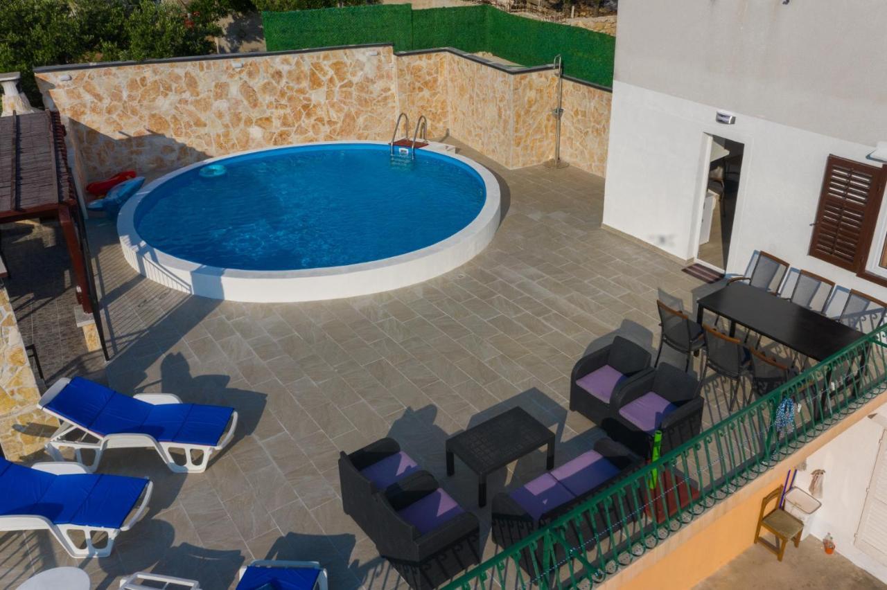 Navis Sea View Apartment With Pool Makarska Exterior photo
