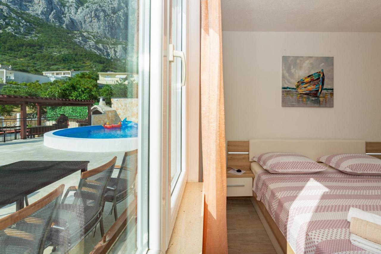 Navis Sea View Apartment With Pool Makarska Exterior photo