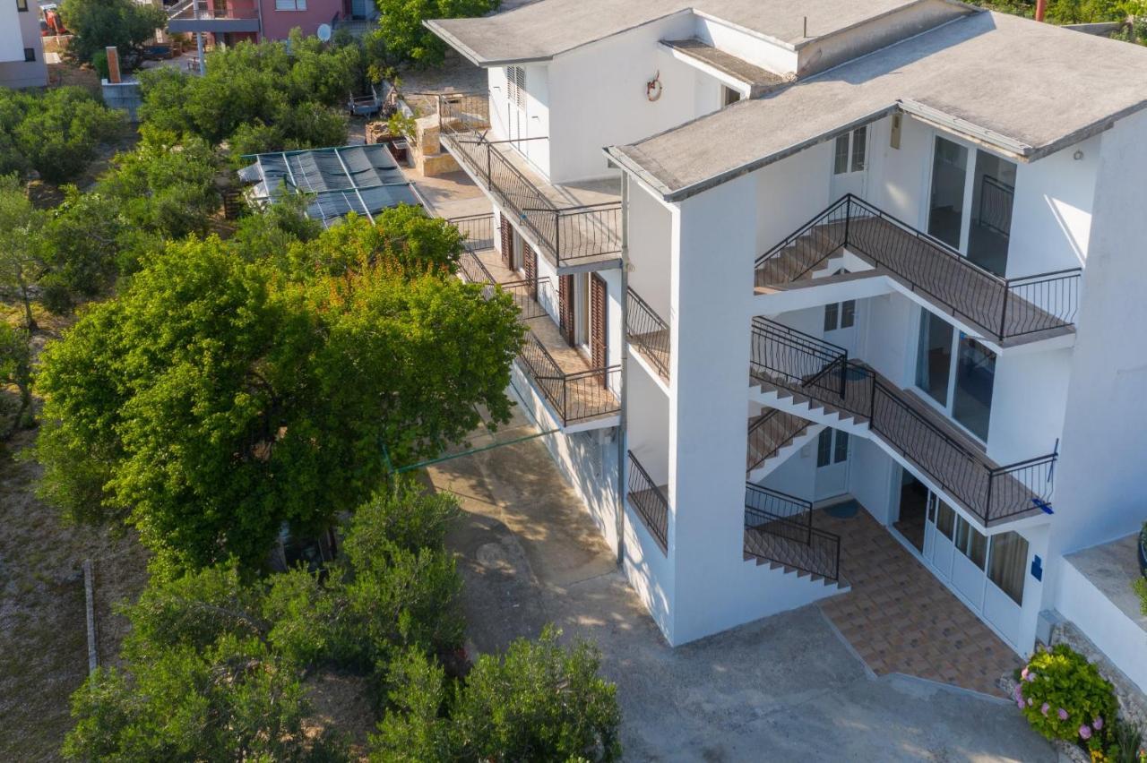 Navis Sea View Apartment With Pool Makarska Exterior photo